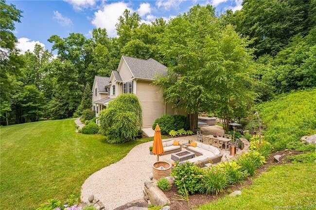260 White Deer Rocks Rd