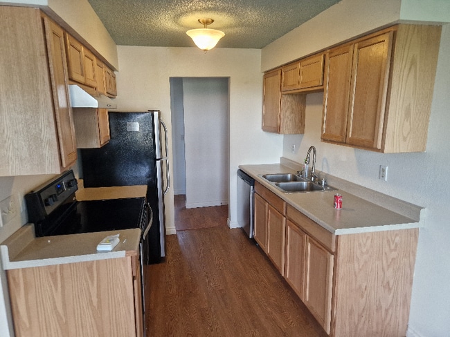 Photo - 17917 Bennett Rd Unidad A