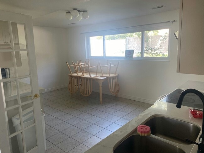 Photo - 1342 N 500 W St