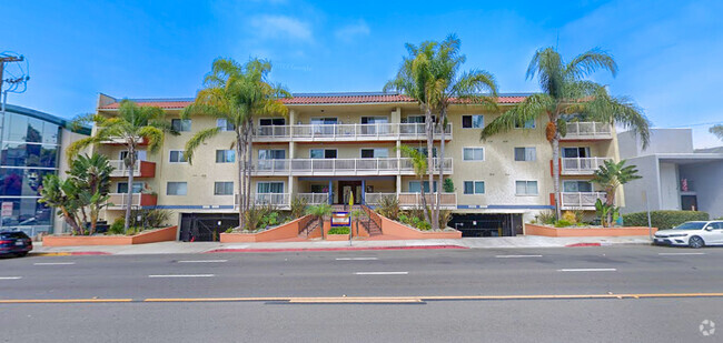 Building Photo - 1707 Pacific Coast Hwy Rental