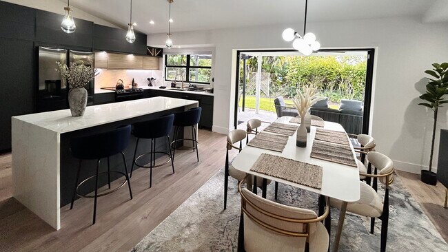 Photo - 6205 SE Circle St