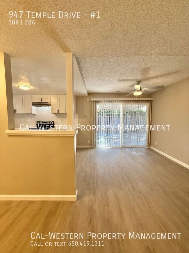 Photo - 947 Temple Dr Unit #1