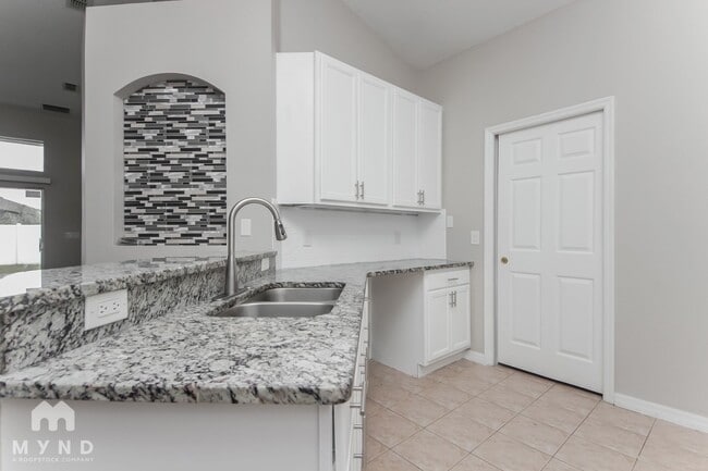 Photo - 723 Stonewyk Way Casa