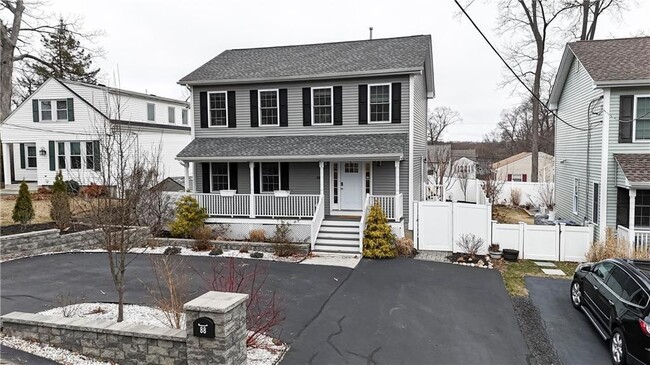 Photo - 88 Phillip Ave