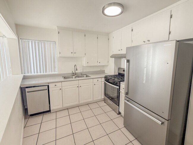 Photo - Cute 2 Bedroom/1 Bath in North/South Park- ONLY $1000 DEPOSIT! Unidad 3147