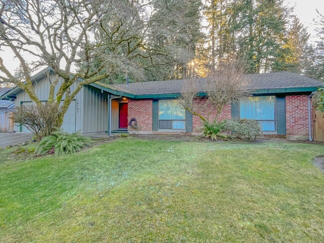Charming 3bd/2bth Rambler in Tam o'Shanter... - Charming 3bd/2bth Rambler in Tam o'Shanter... House