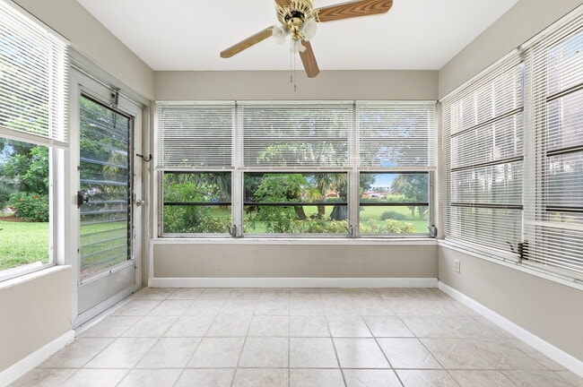 Photo - 1514 Edgewater Cir Unit 2
