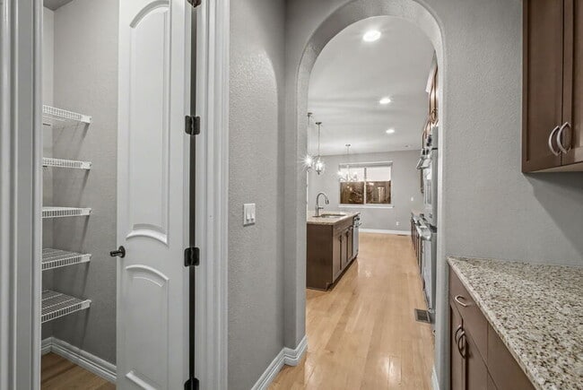 Photo - 9685 Sunset Hill Cir