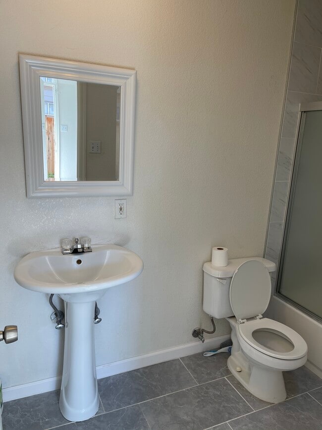 Photo - 1639 Sundown Ln