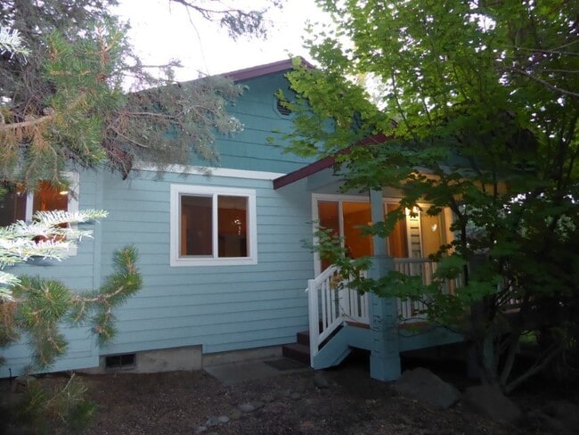 Building Photo - 1496 NW Portland Ave