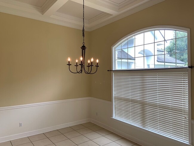 Photo - 5 Bedroom/3.5 Bathroom Pool Home On Cul-De-Sac Minutes from Downtown Windermere!!!