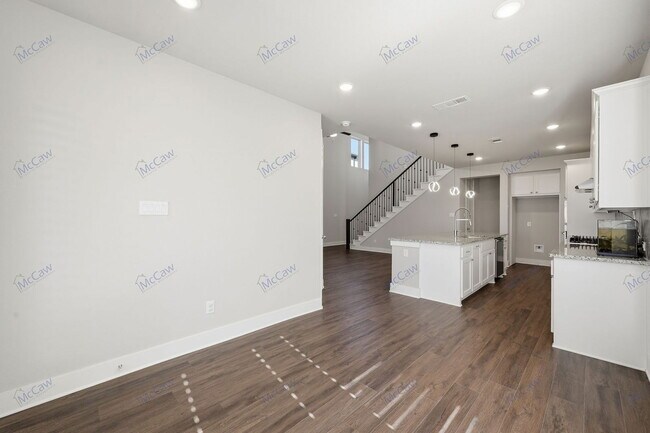 Photo - 3121 Althea St