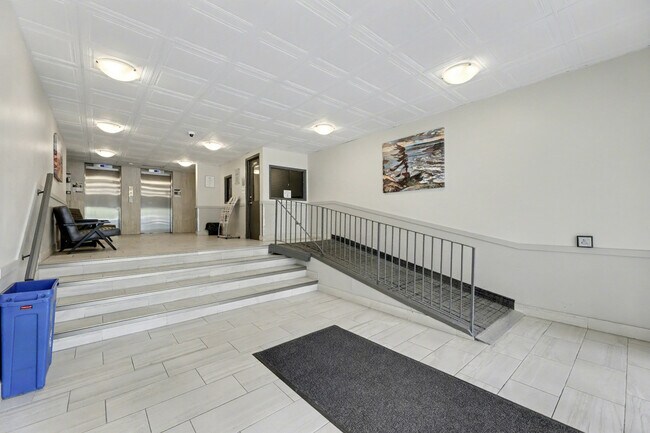 Photo - River Ridge Tower Apartments