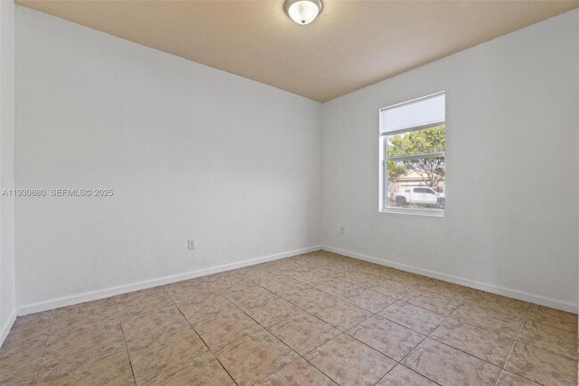 Photo - 3448 NE 1st St