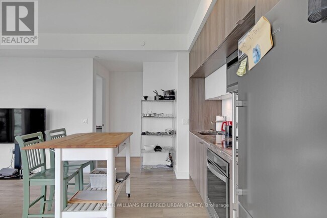 Photo - 575 Bloor St E Unit 3503