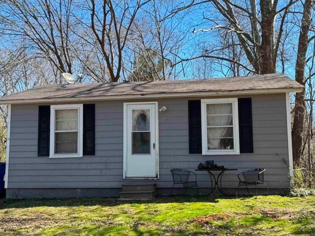 Photo - 1058 Highway 118