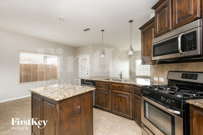 Photo - 1721 Jacona Trail