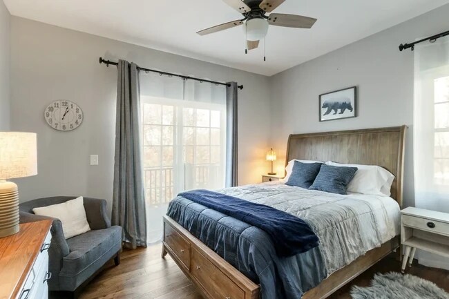 1175 La Salle Ct