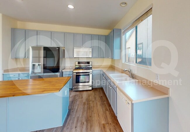 Photo - 314 W Vuelta Friso