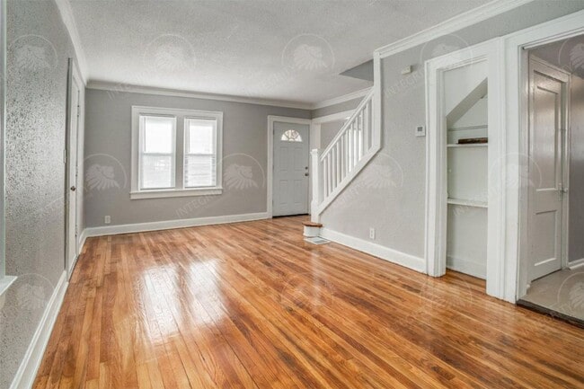 Photo - 3708 E 61st St