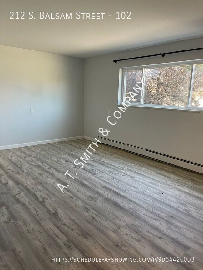 Photo - 212 S Balsam St Unit 102