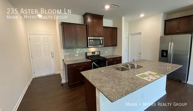 Photo - 235 Aster Bloom Ln
