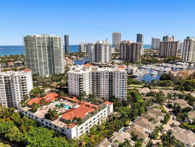 Photo - 20000 E Country Club Dr Unit 1014