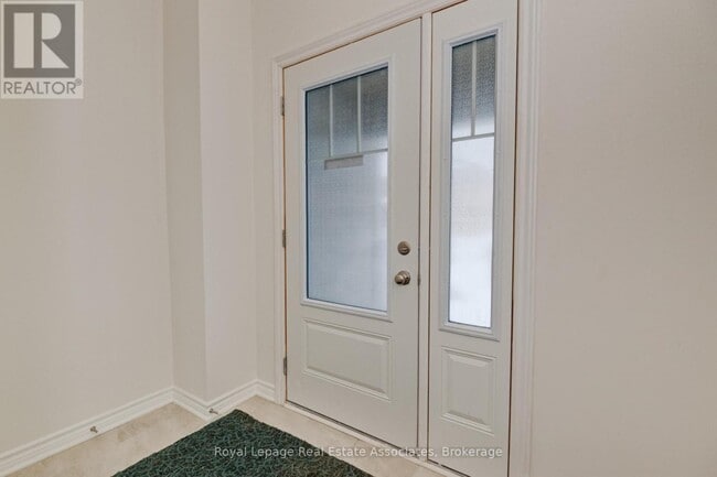 Photo - 121 Sapphire Wy