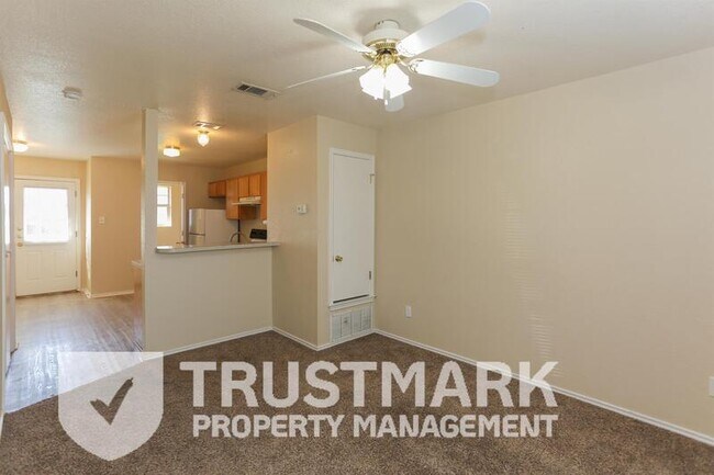 Photo - 4403 B Abigail