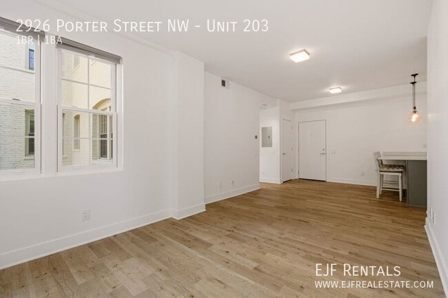 Photo - 2926 Porter St NW Unit 203