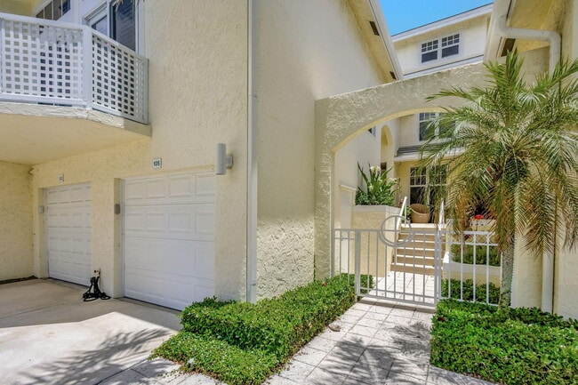 Photo - 105 Mainsail Cir