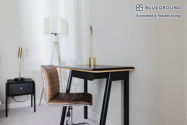 Photo - 624 N Glebe Rd Unidad FL5-ID966