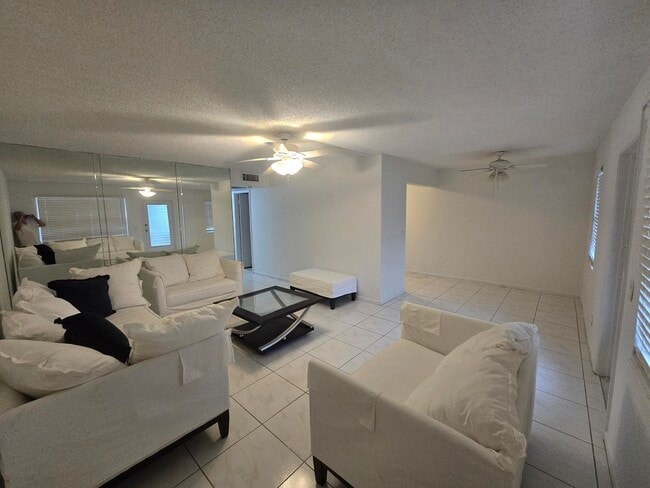 227 Kent N