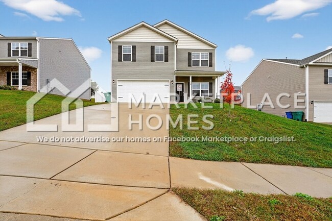 Photo - 559 Cliff St