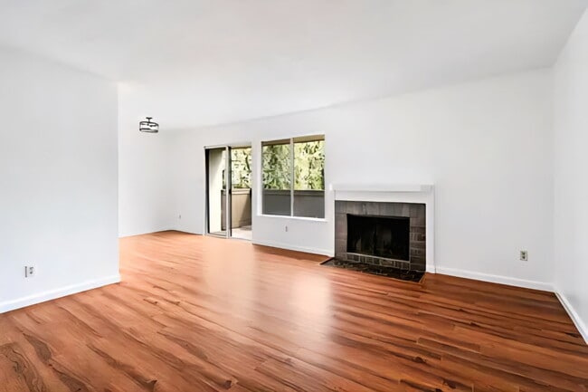 Photo - 3701 Colonial Dr
