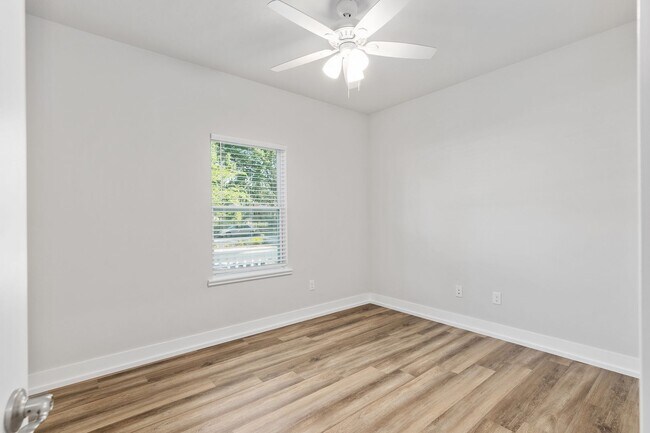 Photo - Spacious 3 Bedroom Home in Downtown Gainesville