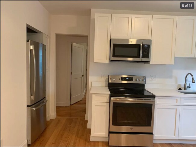 Photo - 23 Moraine St