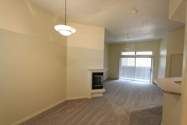 Photo - Spacious 2 Bedroom Summit Park Condo with Private Balcony & Soaking Tub