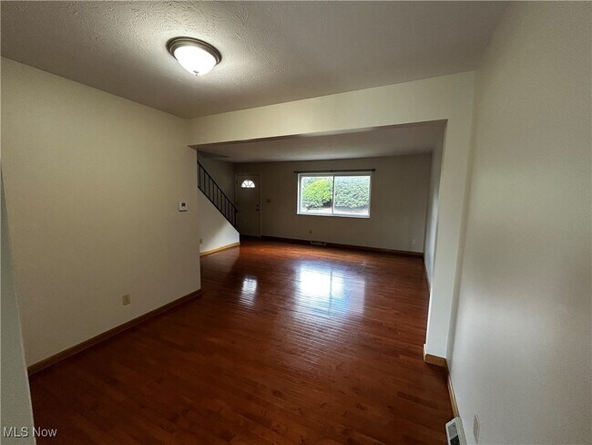 Photo - 2744 Juno Pl Apartment