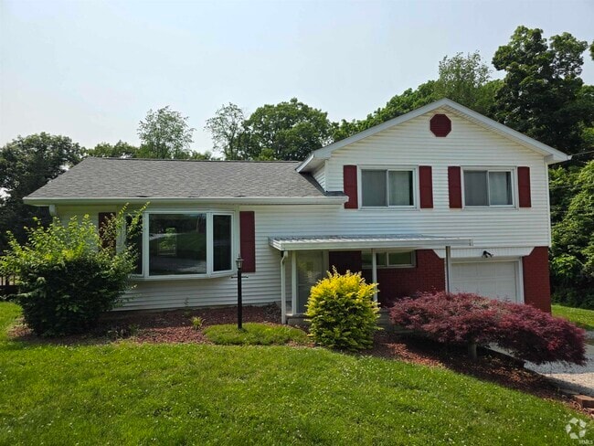 Building Photo - 1619 W Arlington Rd Rental