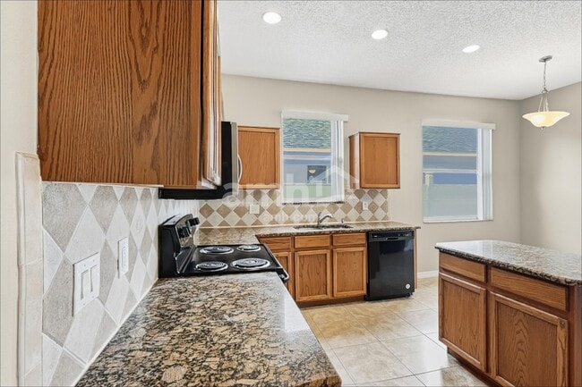 5039 Adair Oak Dr