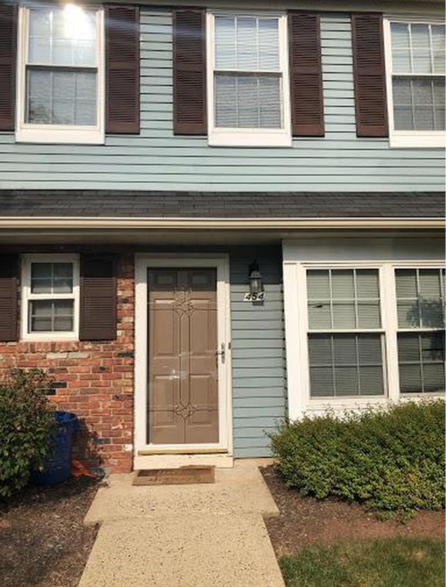 Building Photo - 454 Saint Giles Ct