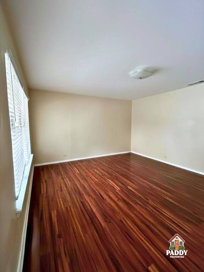 Photo - 411 Redbud Ln