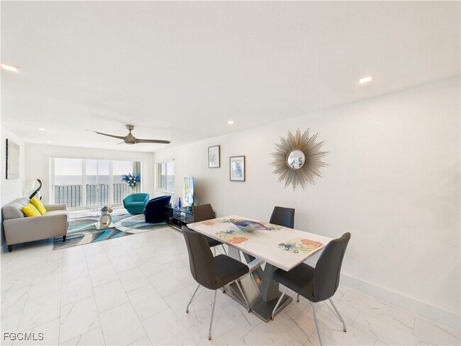 Building Photo - 25870 Hickory Blvd Unit 402