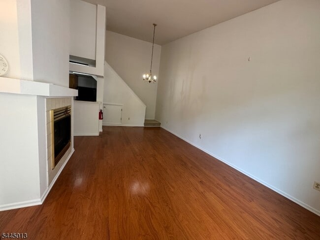 Photo - 30 Wentworth Rd Unit 30