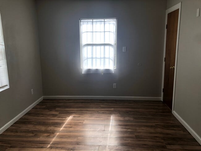 Photo - 6734 New York St