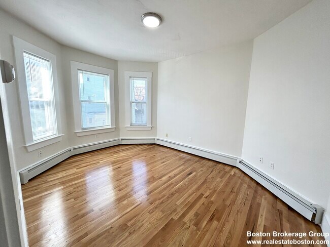 Photo - 11 Elder St Unit 1