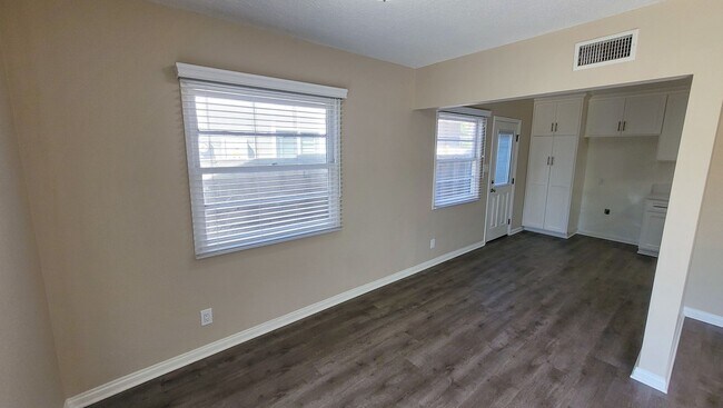 Photo - 3 Bed 2 Bath House Right Next To Disneyland! Available Now!