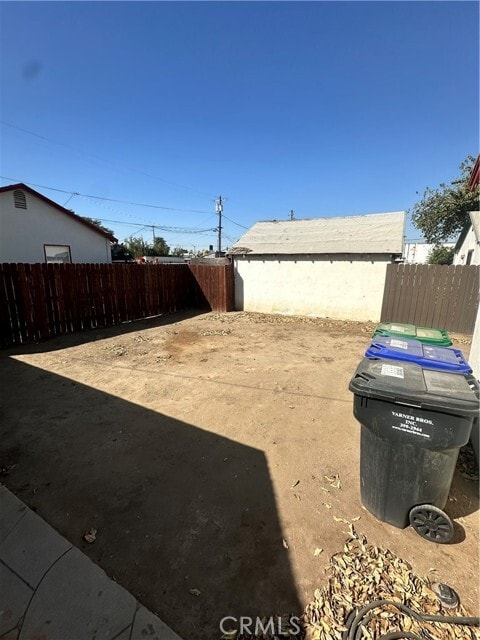 111 E Moneta Ave
