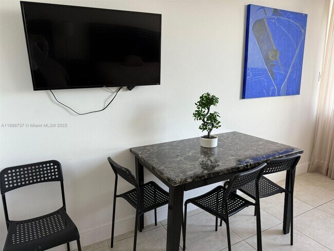 Photo - 19201 Collins Ave Unit 841